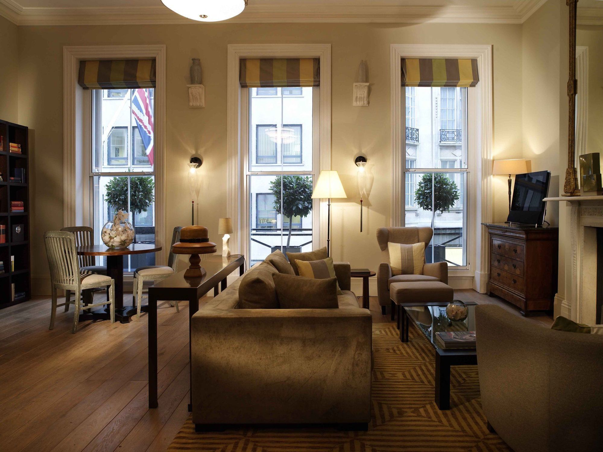 Hotel Brown's Hotel, A Rocco Londra